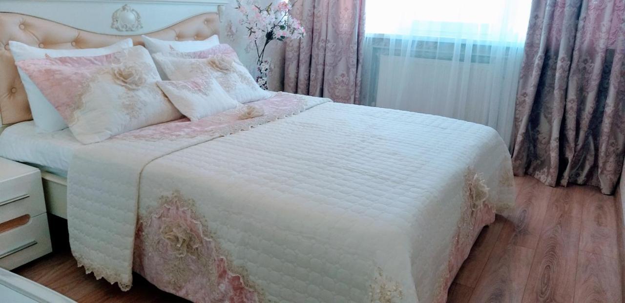 Hotel Shalanda à Odessa Extérieur photo